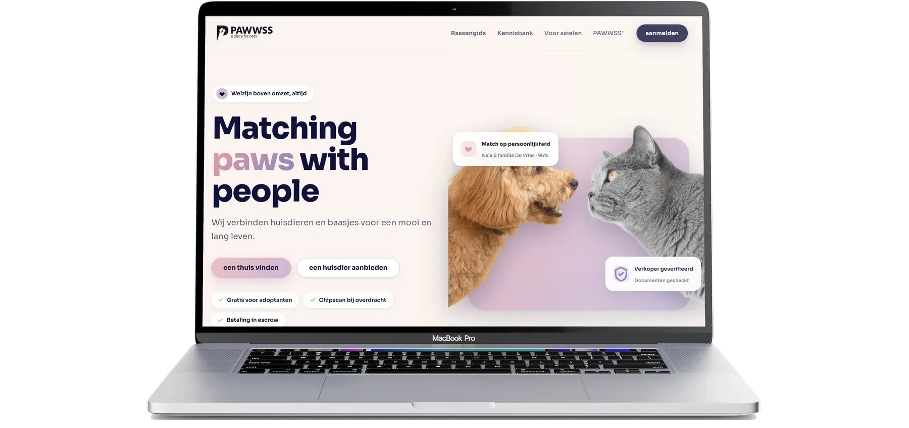 MacBook met de website van Pawwss, een merk van onszelf